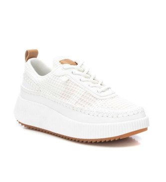 Xti Trainers 143672 white