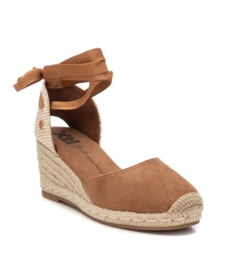 Xti Sandales en cuir 143841 marron