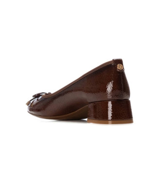 Xti Shoes 144242 brown