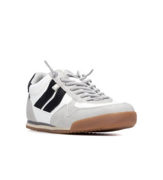 Xti Trainers 144362 white
