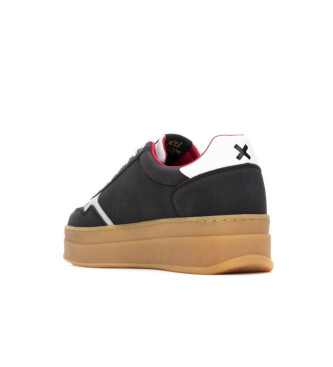 Xti Sneakers 144630 nere