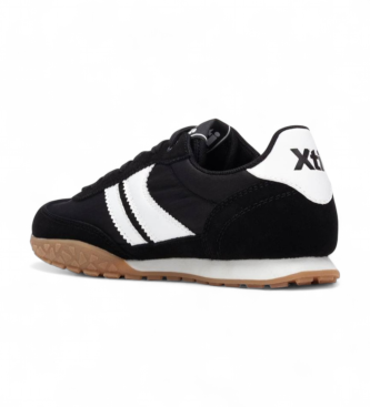 Xti Trainers 145059 zwart