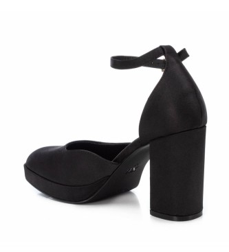 Xti Klasični črni čevlji - višina pete 9 cm 