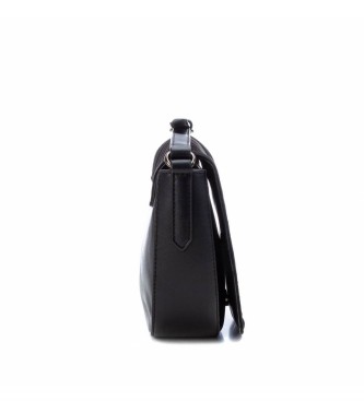 Xti Handbag 185000 black