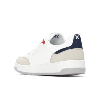 Xti Trainers 130478 white