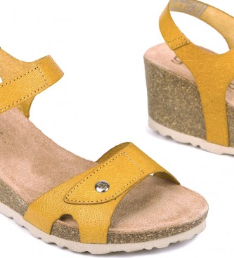Yokono Sandalias de piel Cadiz 073 mostaza -Altura cuña: 6 cm- - Tienda  Esdemarca moda, calzado y complementos - zapatos de marca y zapatillas de  marca
