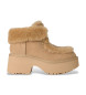UGG Botas de couro Bege Esmee