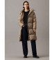 Calvin Klein Jeans Manteau en duvet de plumes en nylon marron