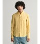 Gant Regular Fit linneskjorta färgad i gult plaggfärgat linne