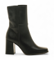 Mustang Porto Leather Ankle Boots black