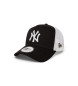 New Era Czapka New York Yankees Clean A-Frame Trucker Cap czarna