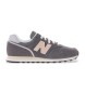 New Balance Sneakers i läder 373V2 grå