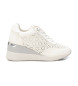 Xti Trainers 143776 white